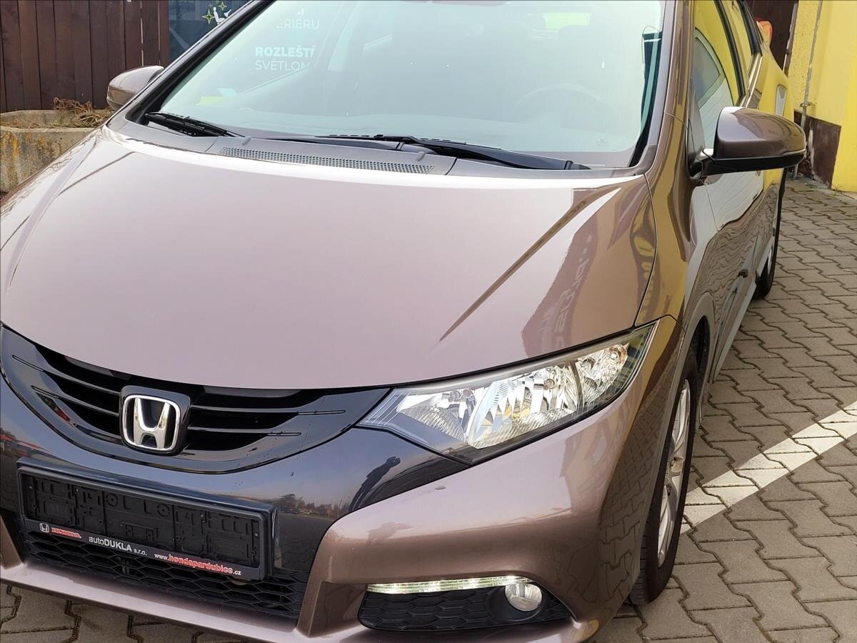 Honda Civic Hatchback 1,8 l 104 kw