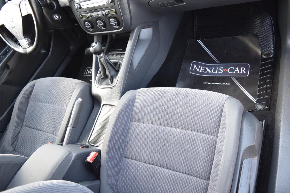 Volkswagen Golf Kombi 1,6 l 75 kw