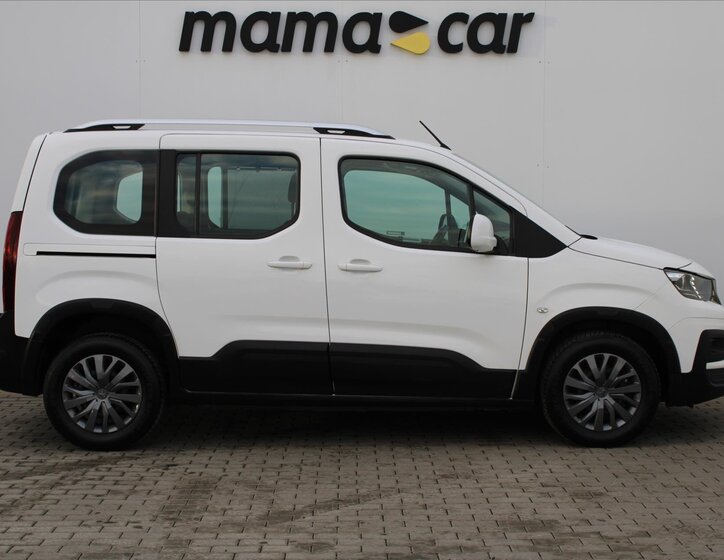 Peugeot Rifter 8