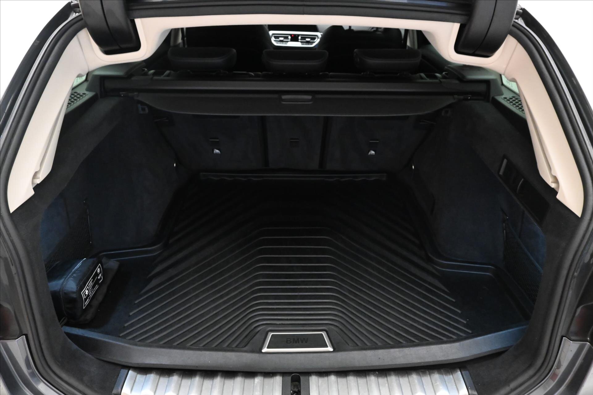 BMW Řada 3 Kombi 2,0 l 140 kw