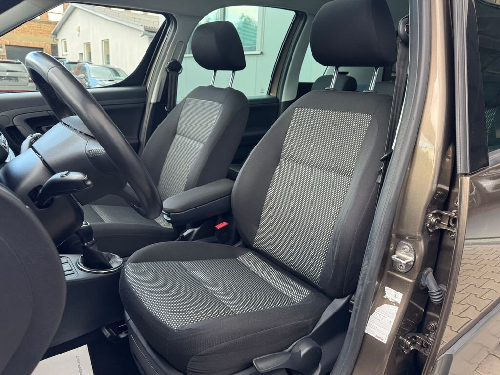 Škoda Roomster MPV 1,2 l 63 kw