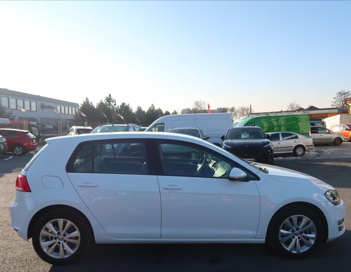 Volkswagen Golf Kombi 1,2 l 81 kw