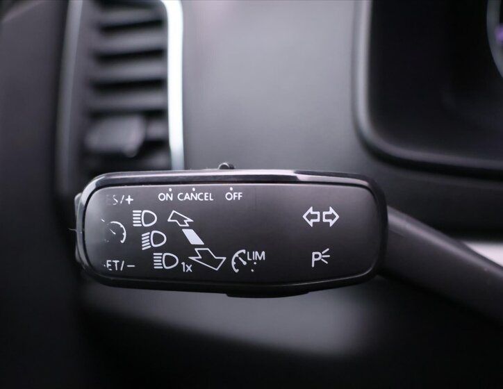 Škoda Karoq SUV / Terénní 1,5 l 110 kw