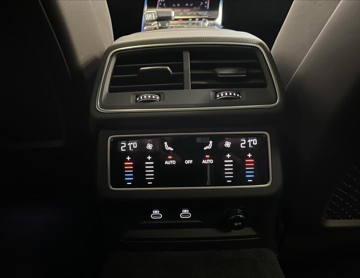 Audi A6 Allroad Kombi 3,0 l 253 kw