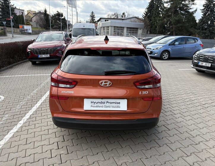 Hyundai i30 Kombi 998,0 74 kw