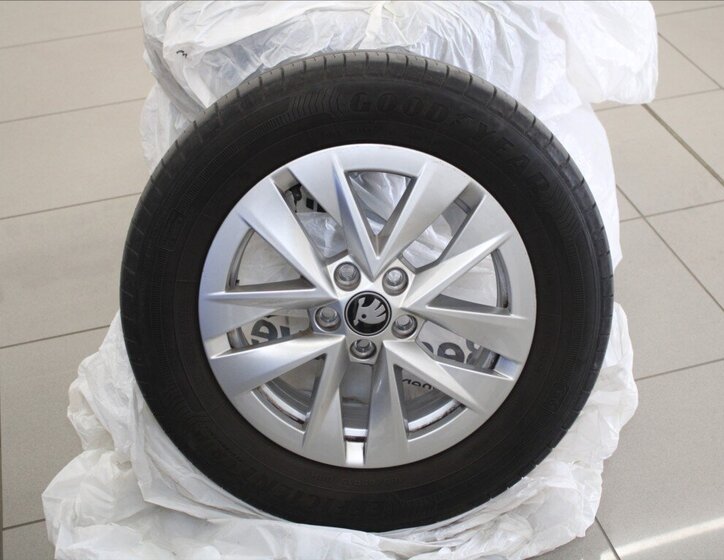 Škoda Fabia Hatchback 999,0 70 kw