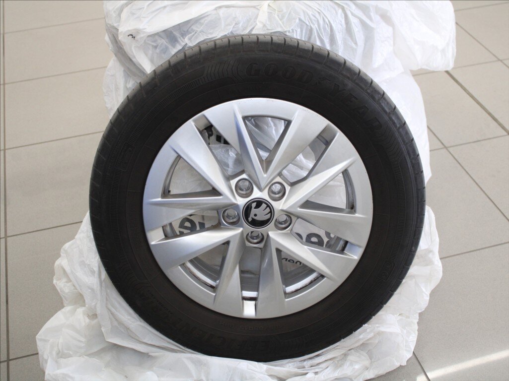 Škoda Fabia Hatchback 999,0 70 kw