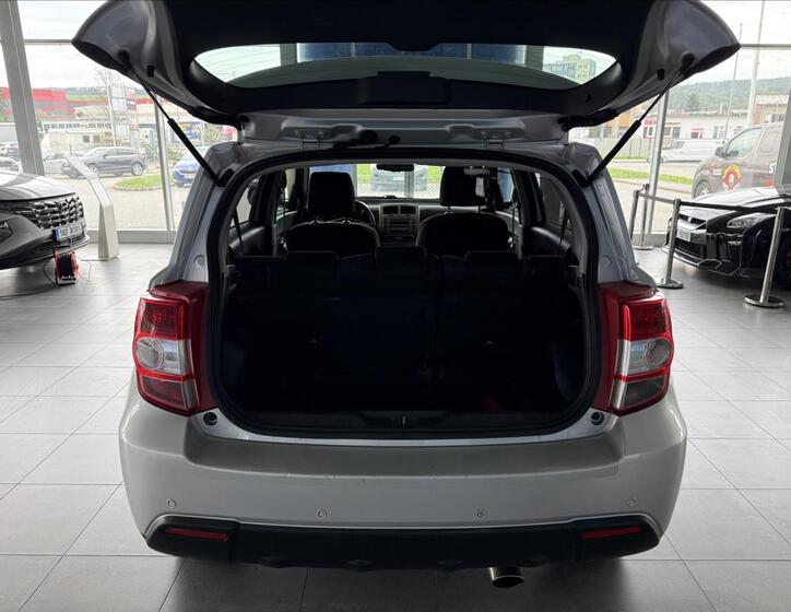 Toyota Urban Cruiser 19