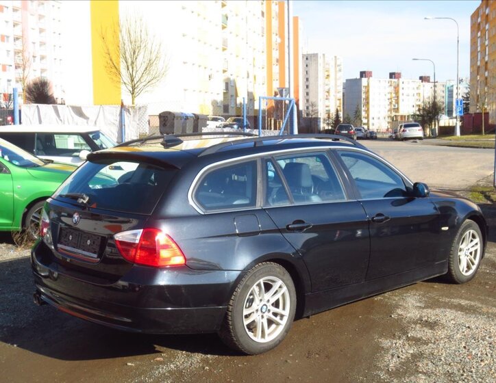 BMW Řada 3 Kombi 2,5 l 160 kw