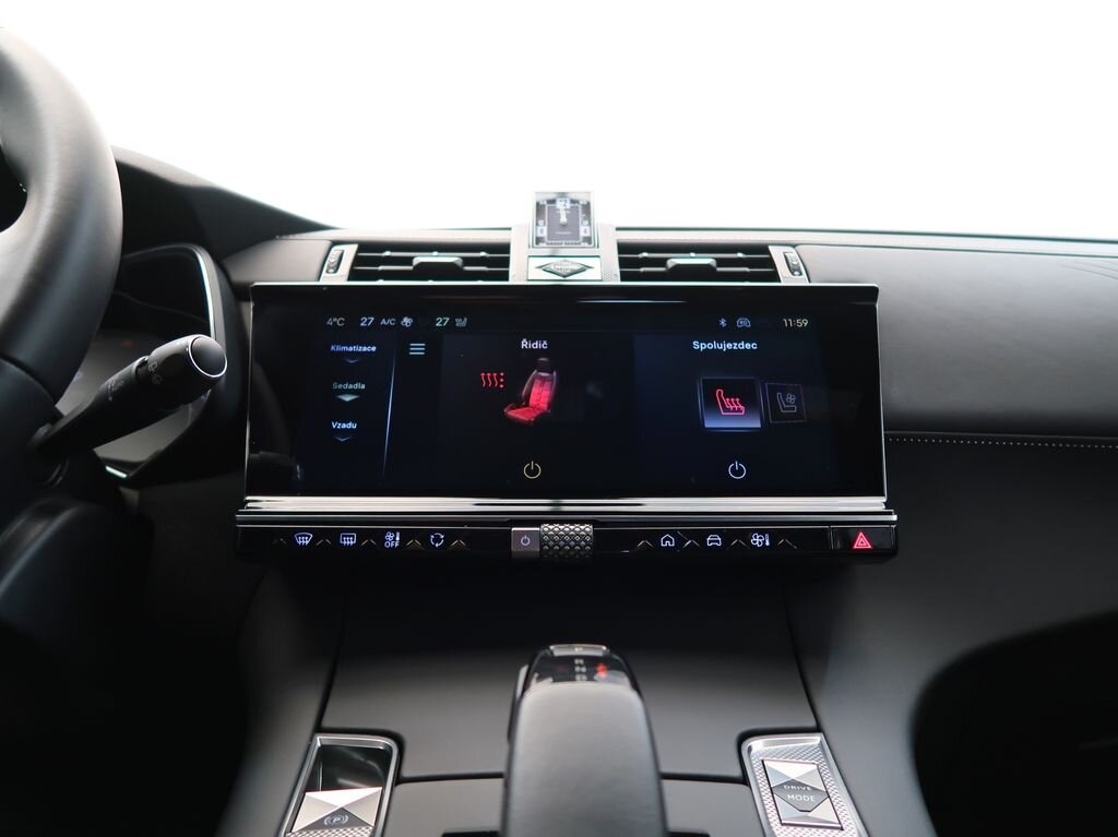 DS Automobiles DS7 Crossback