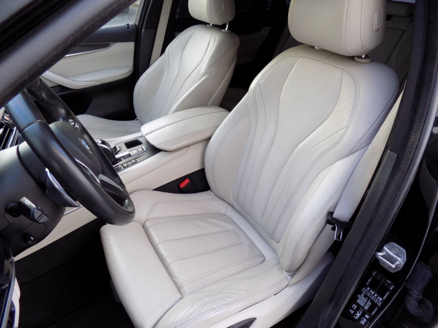 BMW X6 SUV / Terénní 3,0 l 190 kw