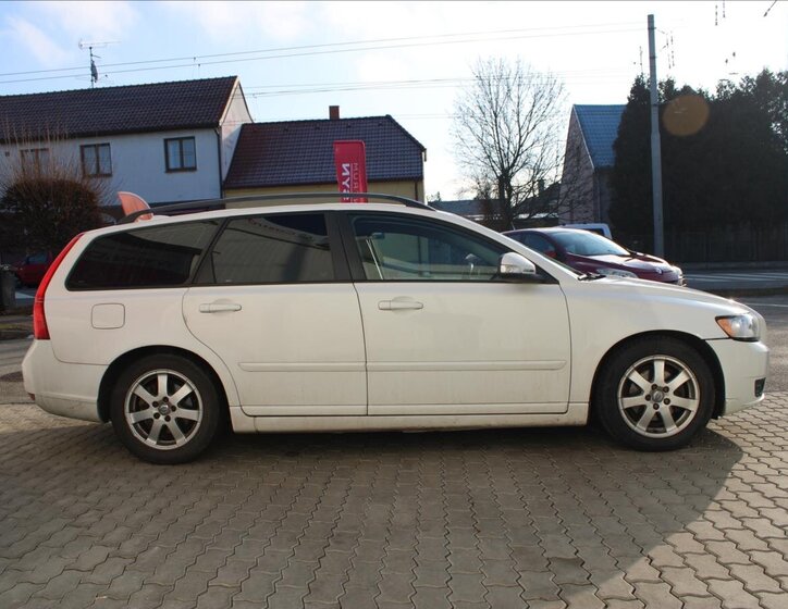 Volvo V50 Kombi 1,6 l 84 kw