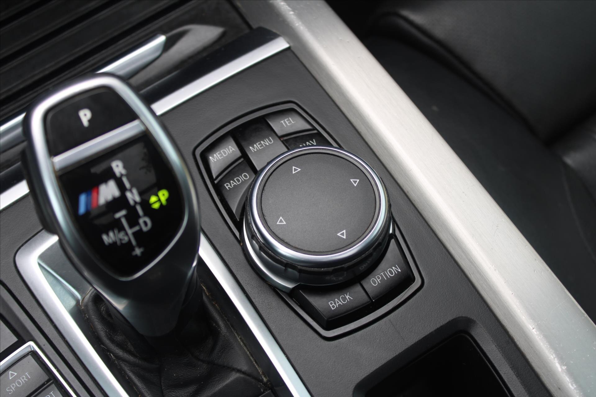 BMW X5 SUV / Terénní 3,0 l 280 kw