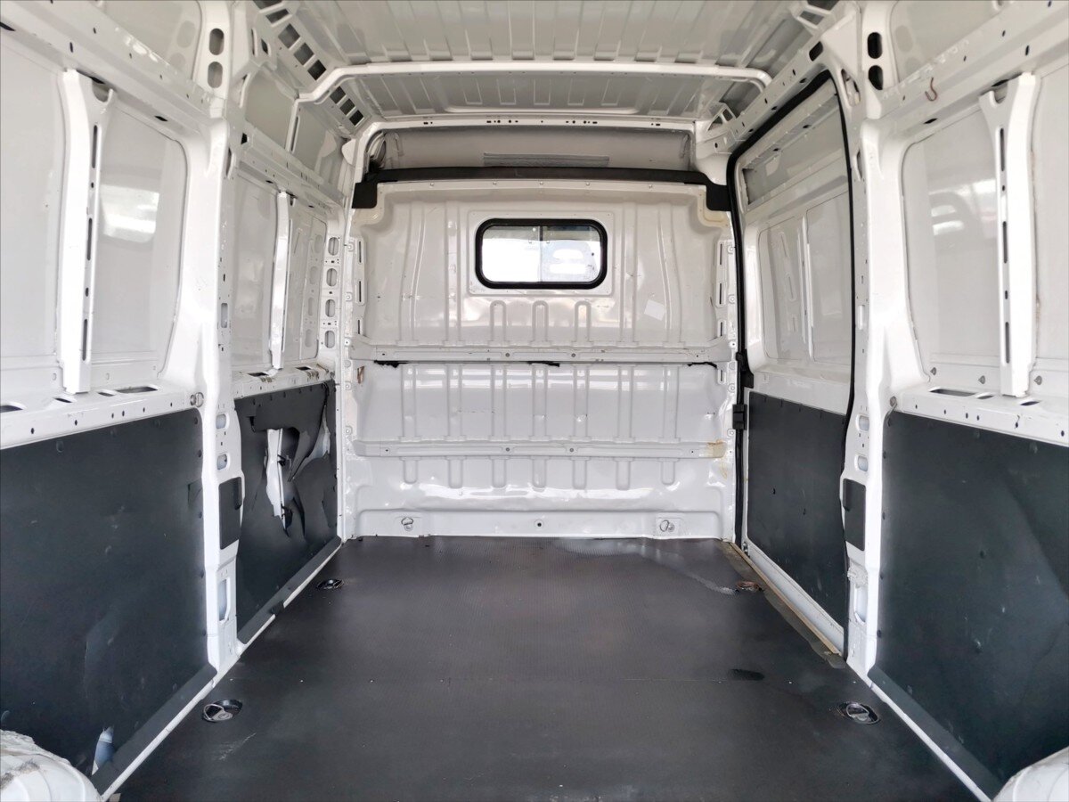 Peugeot Boxer Ostatní 2,2 l 110 kw