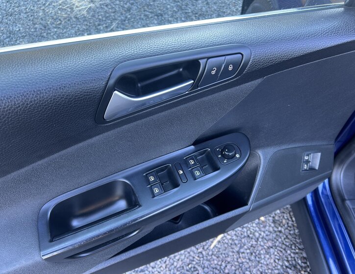 Volkswagen Passat Kombi 2,0 l 81 kw