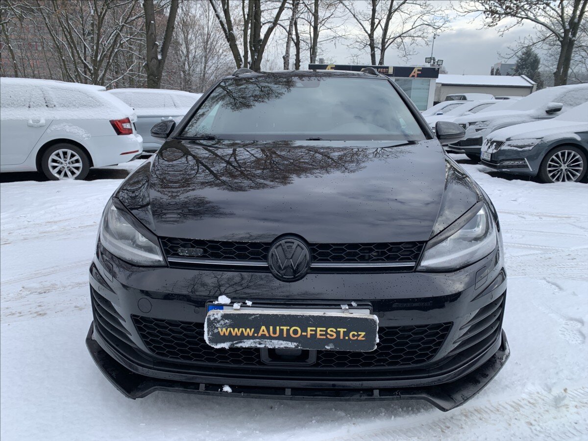 Volkswagen Golf Kombi 2,0 l 135 kw