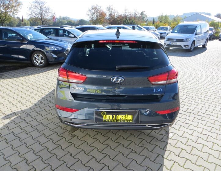 Hyundai i30 Hatchback 998,0 88 kw