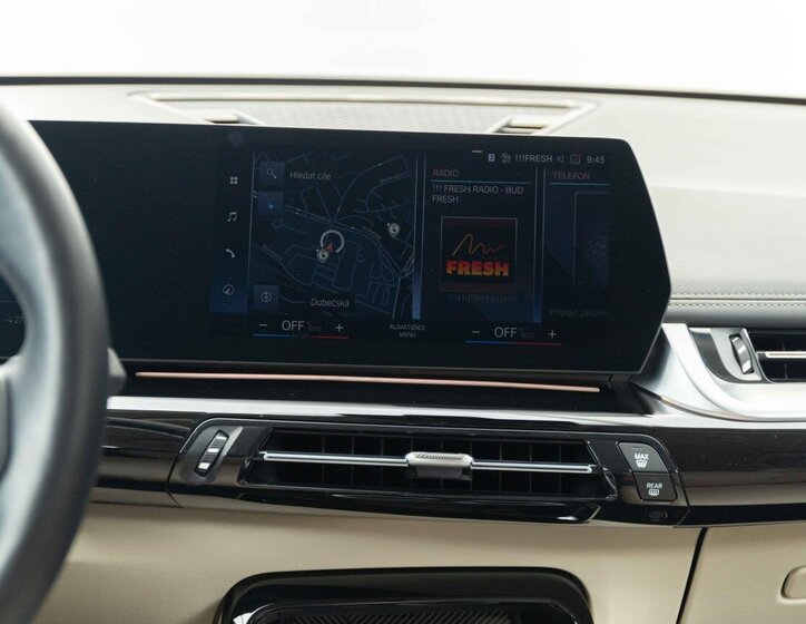 BMW iX1 SUV / Terénní 0,0 225 kw