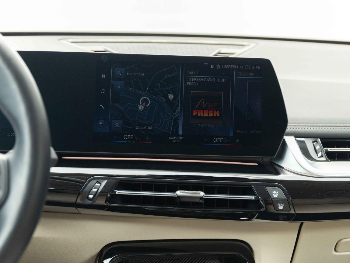 BMW iX1 SUV / Terénní 0,0 225 kw