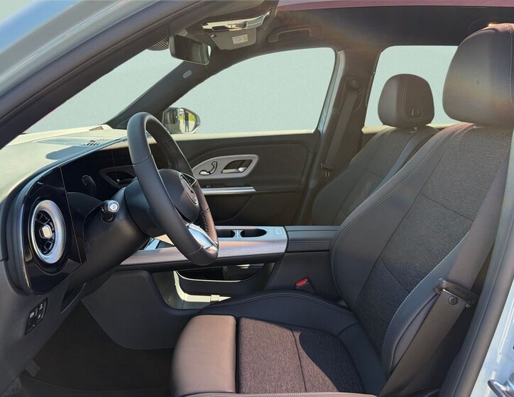 Mercedes-Benz GLB SUV / Terénní 0,0 200 kw