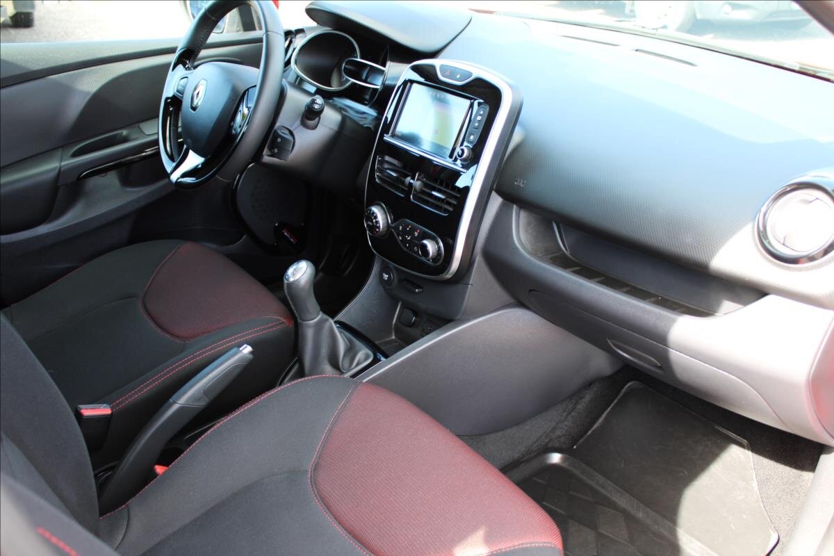 Renault Clio Hatchback 898,0 66 kw