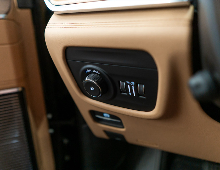 Jeep Grand Cherokee 23