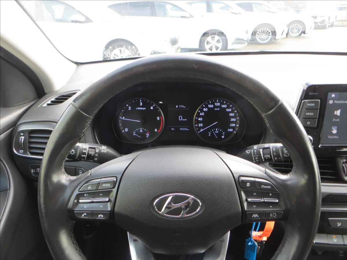 Hyundai i30 Kombi 1,6 l 85 kw