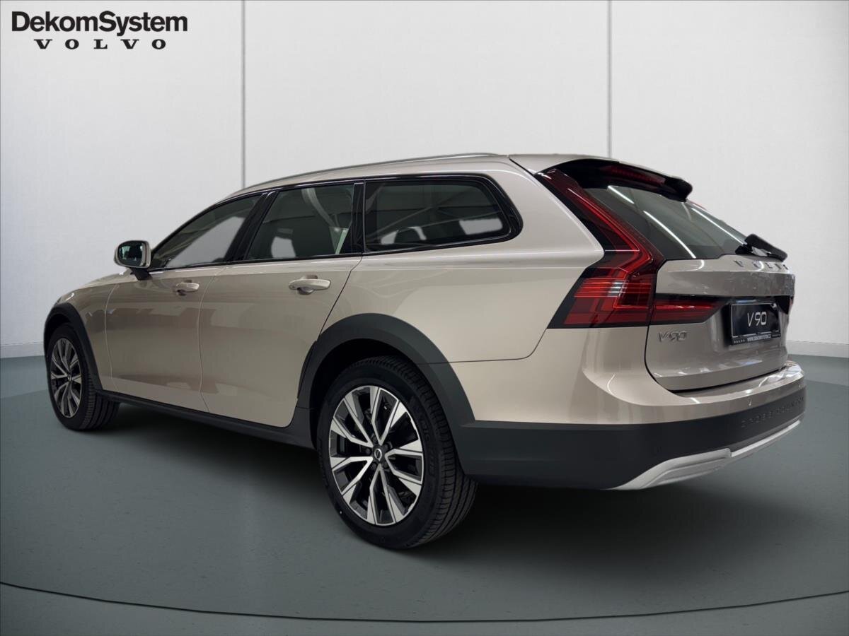 Volvo V90 Kombi 2,0 l 145 kw