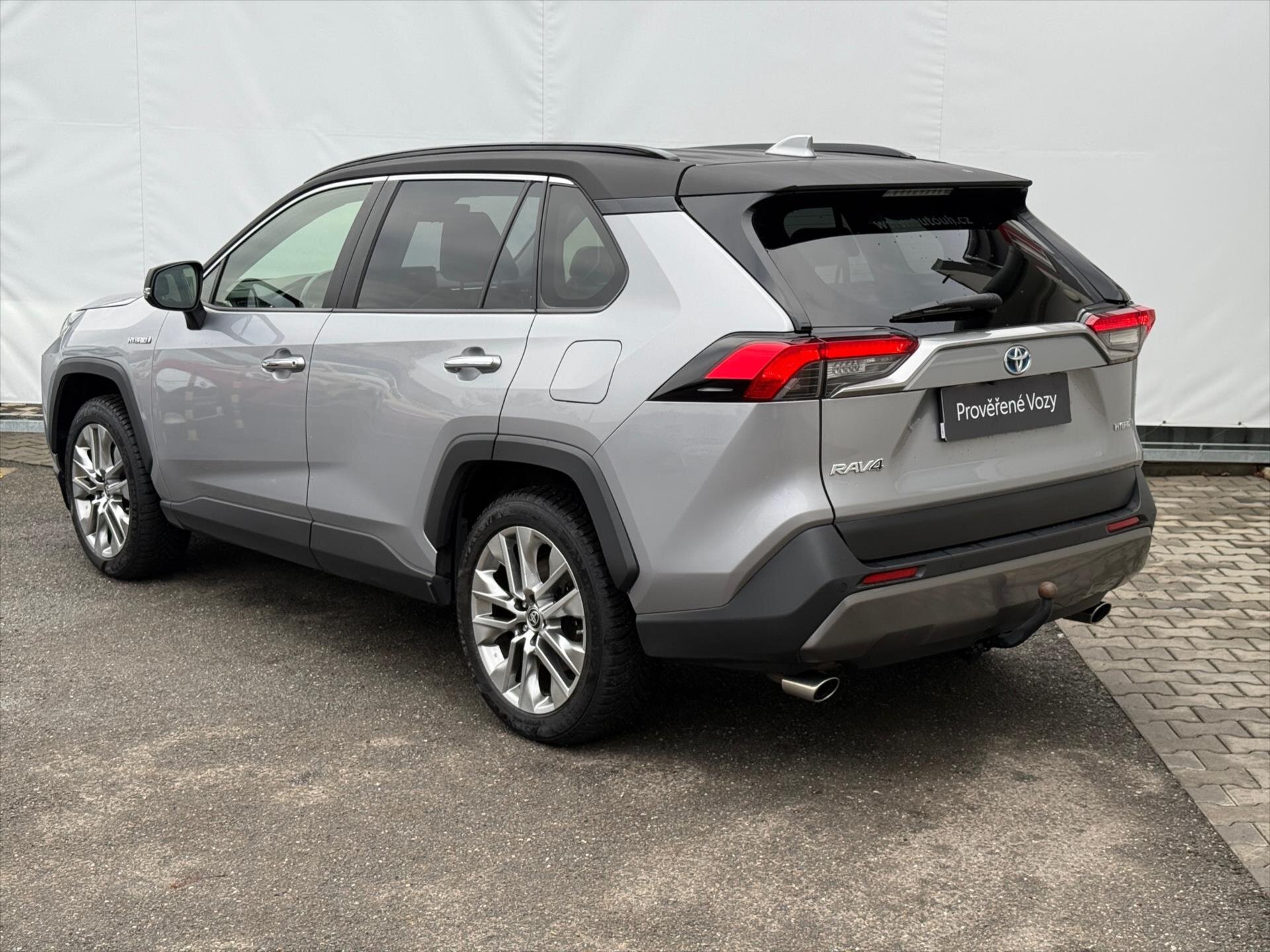 Toyota RAV4 SUV 2,5 l 131 kw