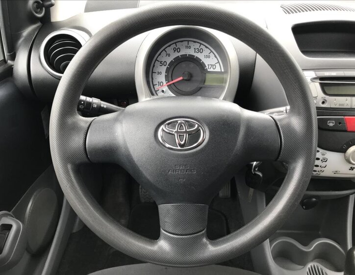 Toyota Aygo Hatchback 998,0 50 kw
