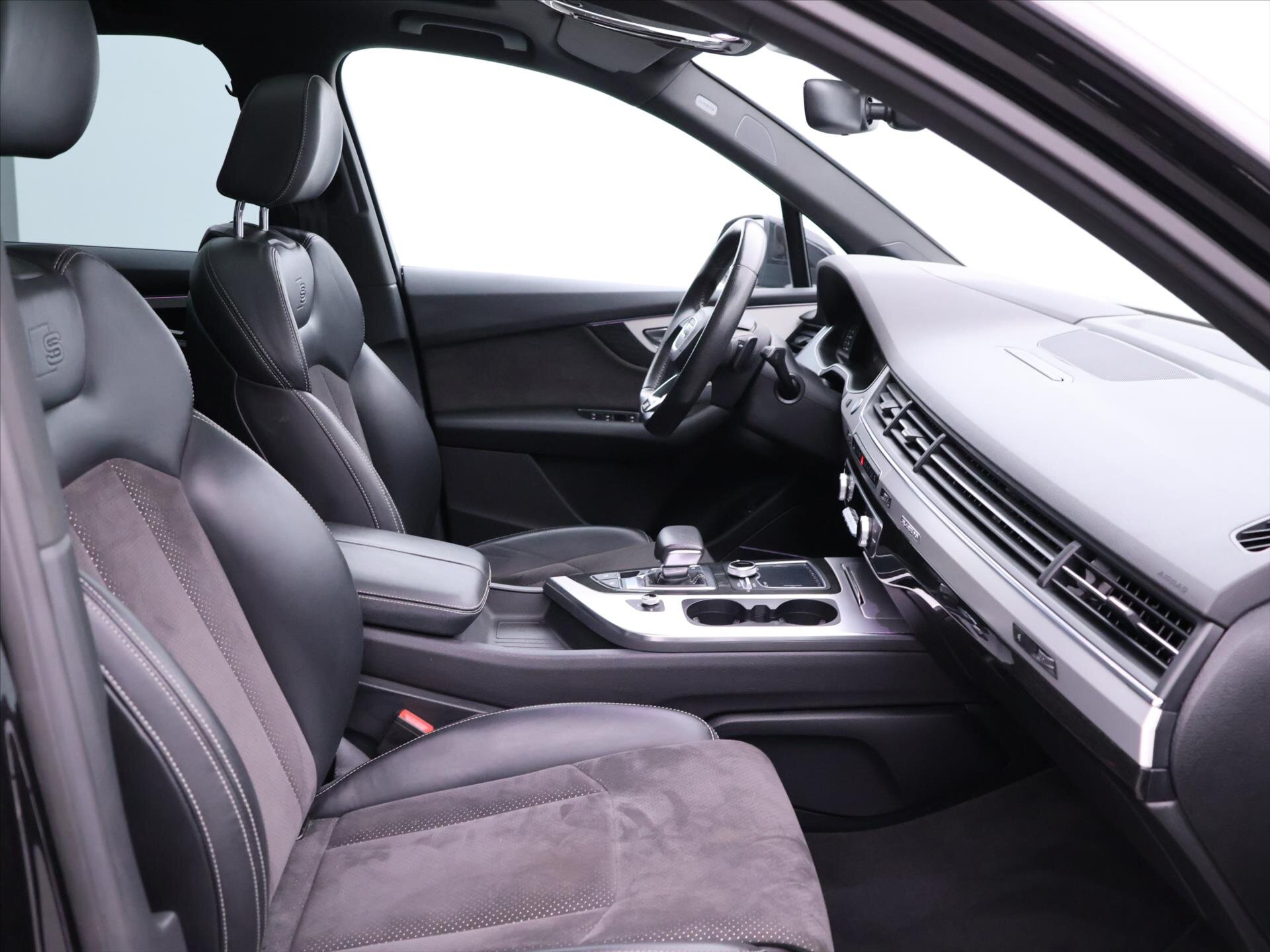 Audi Q7 SUV / Terénní 3,0 l 200 kw