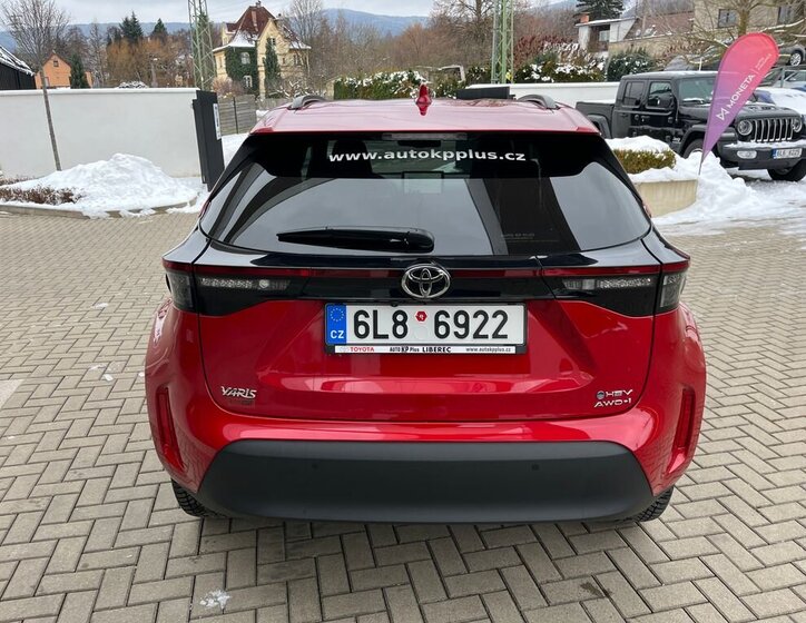 Toyota Yaris Cross SUV 1,5 l 68 kw