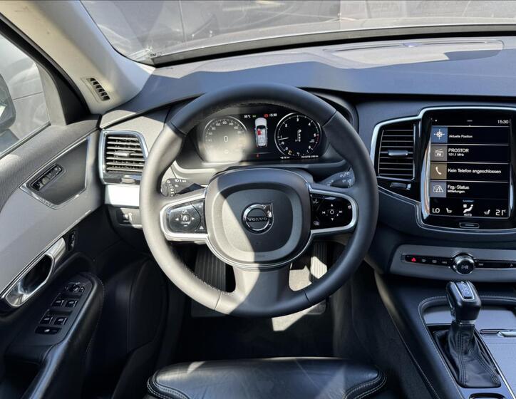 Volvo XC90 14