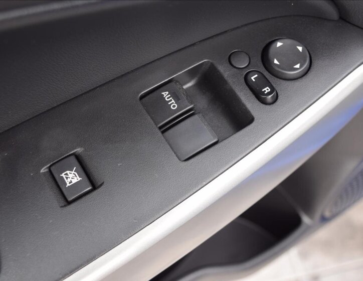 Mazda 2 Hatchback 1,3 l 55 kw