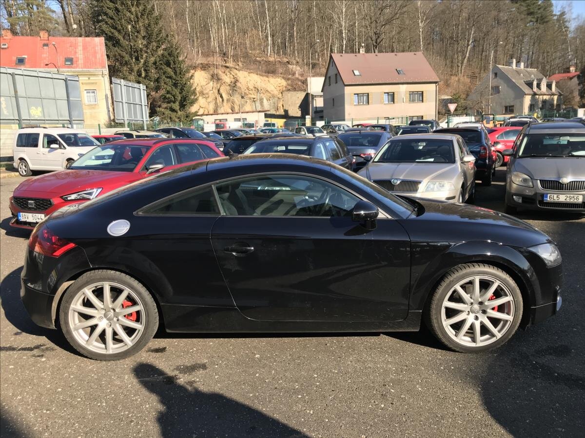 Audi TT Kupé 2,0 l 125 kw