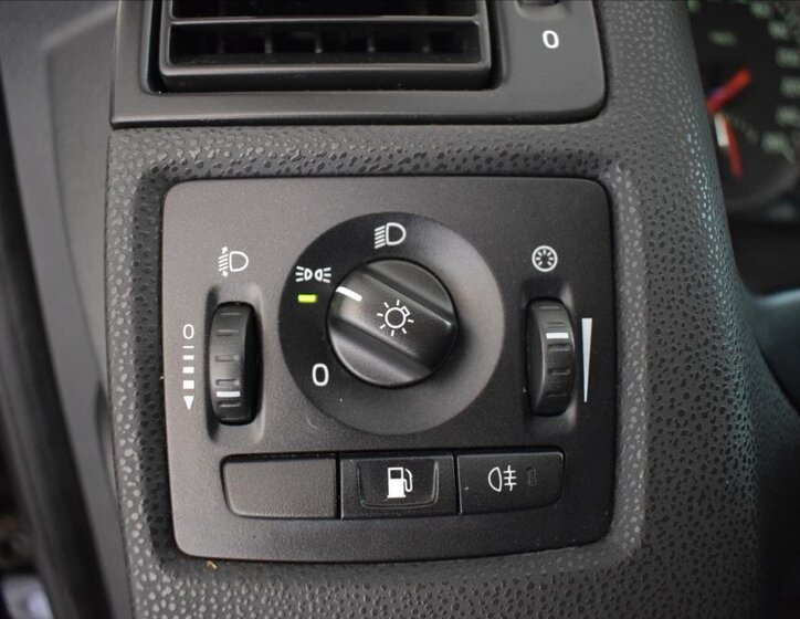 Volvo V50 Kombi 1,6 l 80 kw