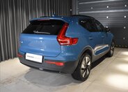 Volvo EX40 SUV / Terénní 0,0 325 kw