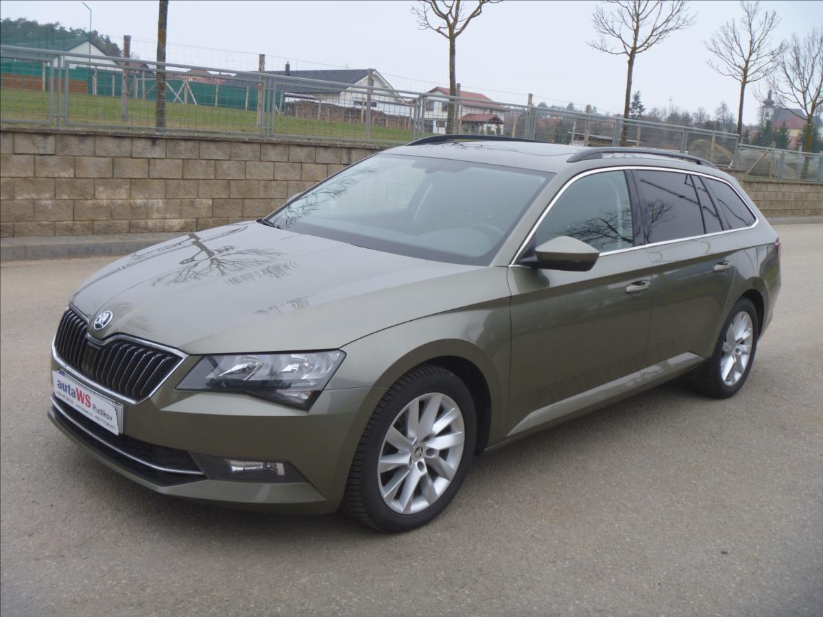 Škoda Superb