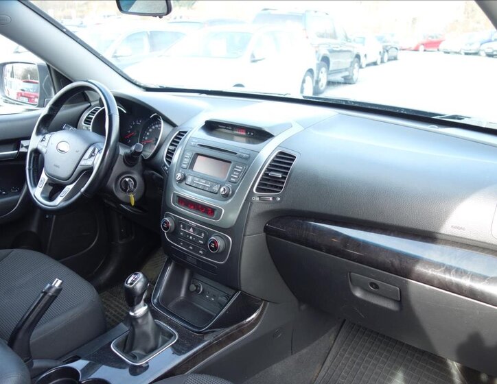 KIA Sorento SUV / Terénní 2,2 l 145 kw