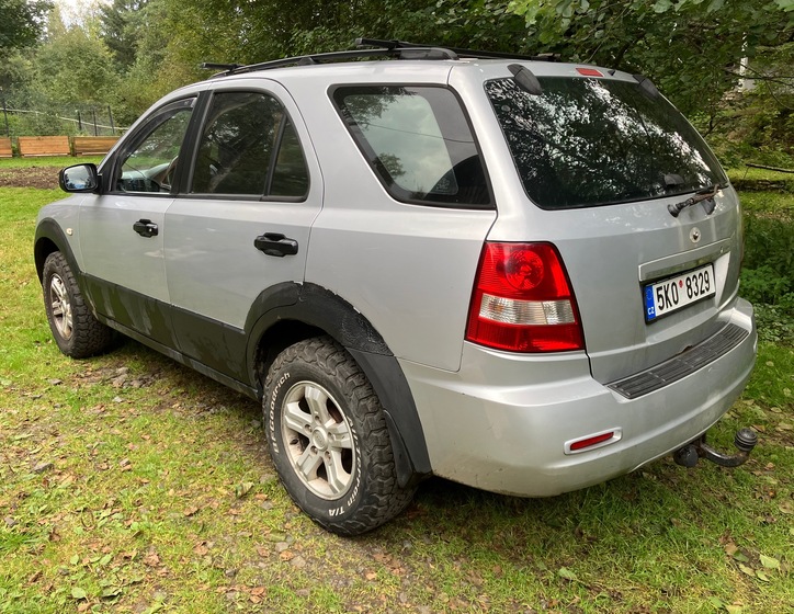 KIA Sorento 4