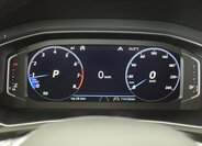 Volkswagen T-Roc SUV / Terénní 2,0 l 140 kw