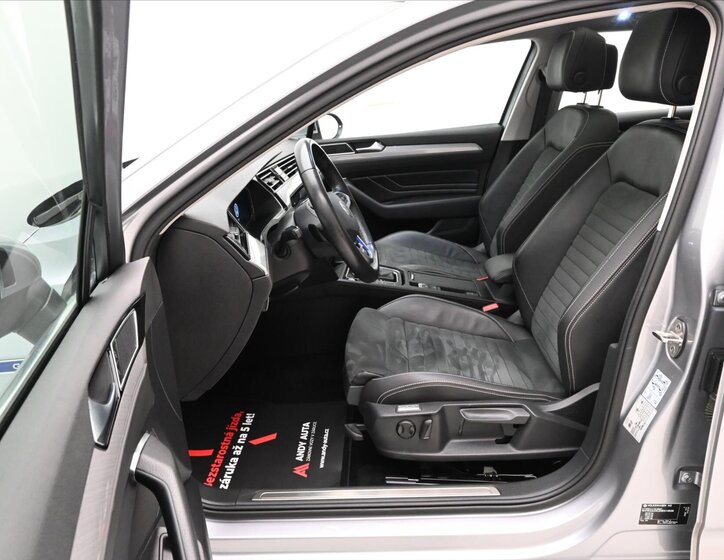 Volkswagen Passat 14