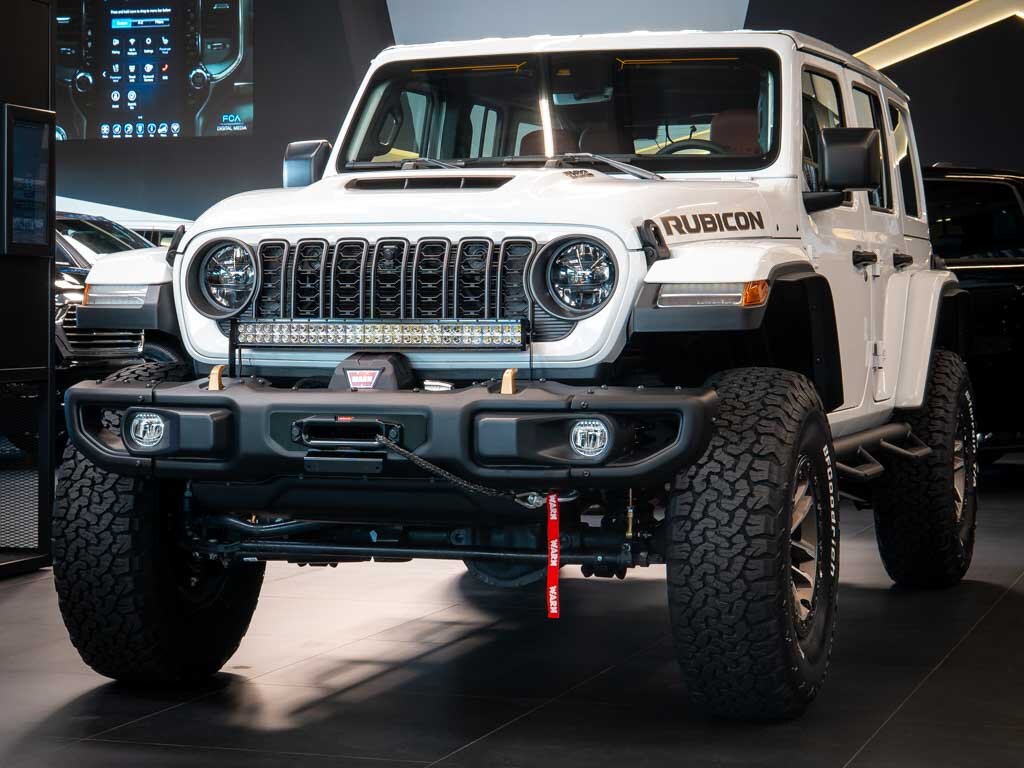 Jeep Wrangler Ostatní 6,4 l 350 kw