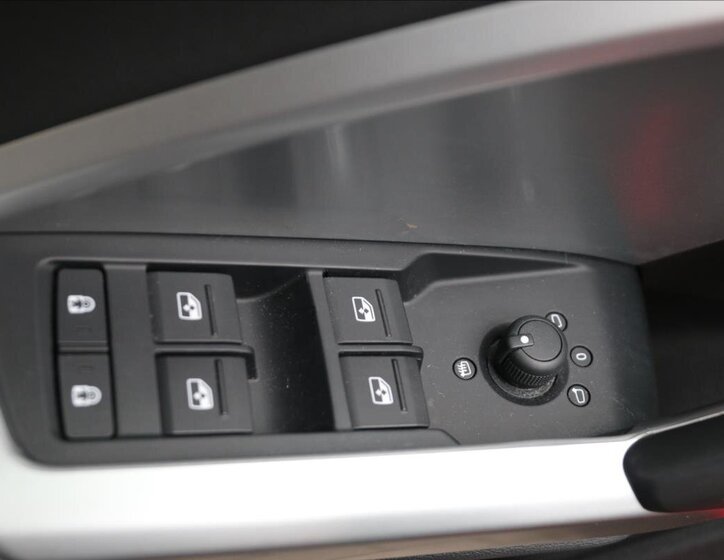 Audi Q3 SUV 2,0 l 140 kw