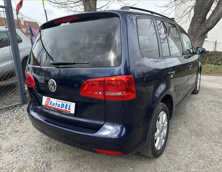 Volkswagen Touran MPV 2,0 l 103 kw