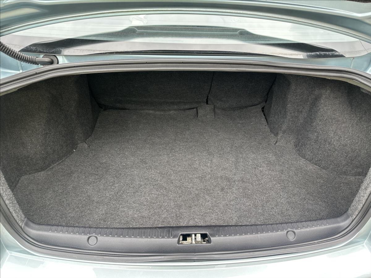 Mitsubishi Lancer Sedan 1,8 l 105 kw