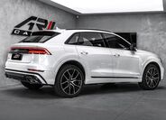 Audi SQ8 5