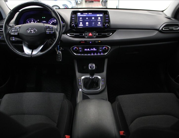 Hyundai i30 Kombi 1,6 l 85 kw