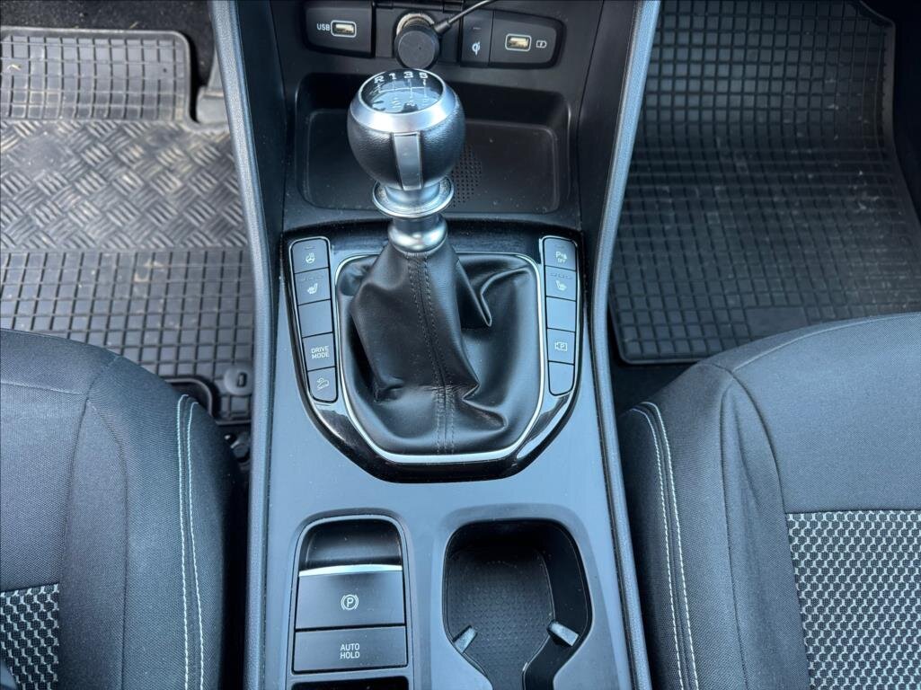 Hyundai Tucson SUV 1,6 l 110 kw