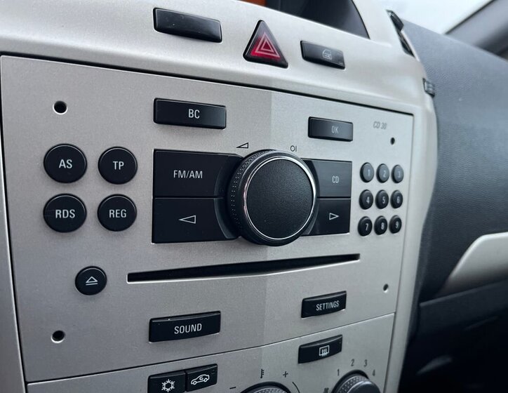 Opel Zafira MPV 1,9 l 88 kw